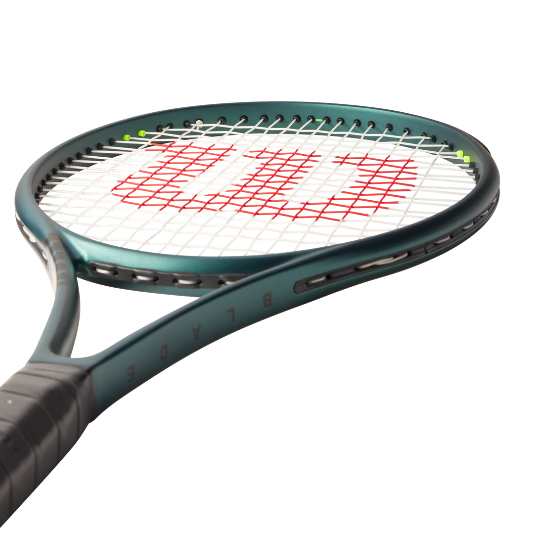Wilson Blade 100L 16x19 V9 285g Tennis Racket