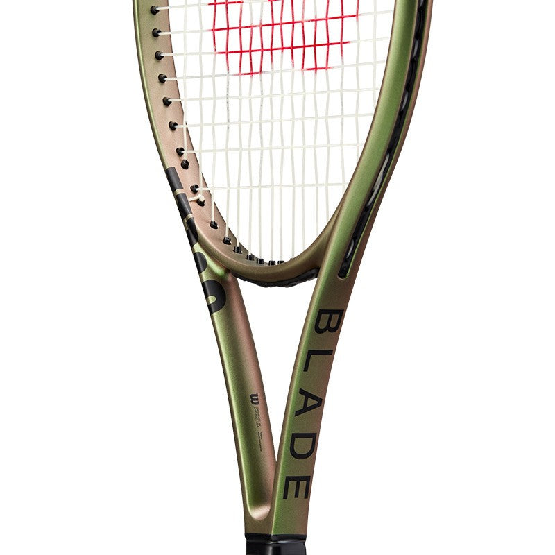 Wilson Blade 100L V8.0 285g Tennis Racket